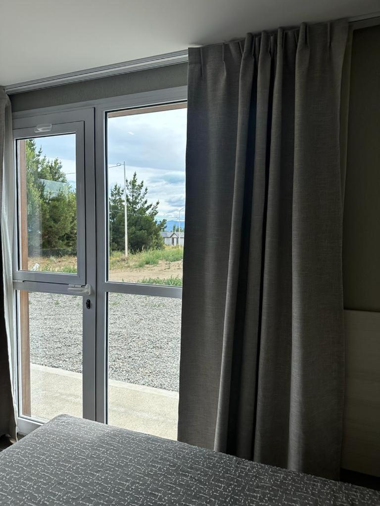 Tierra Tehuelche Hosteria Y Aparts El Calafate Exterior photo
