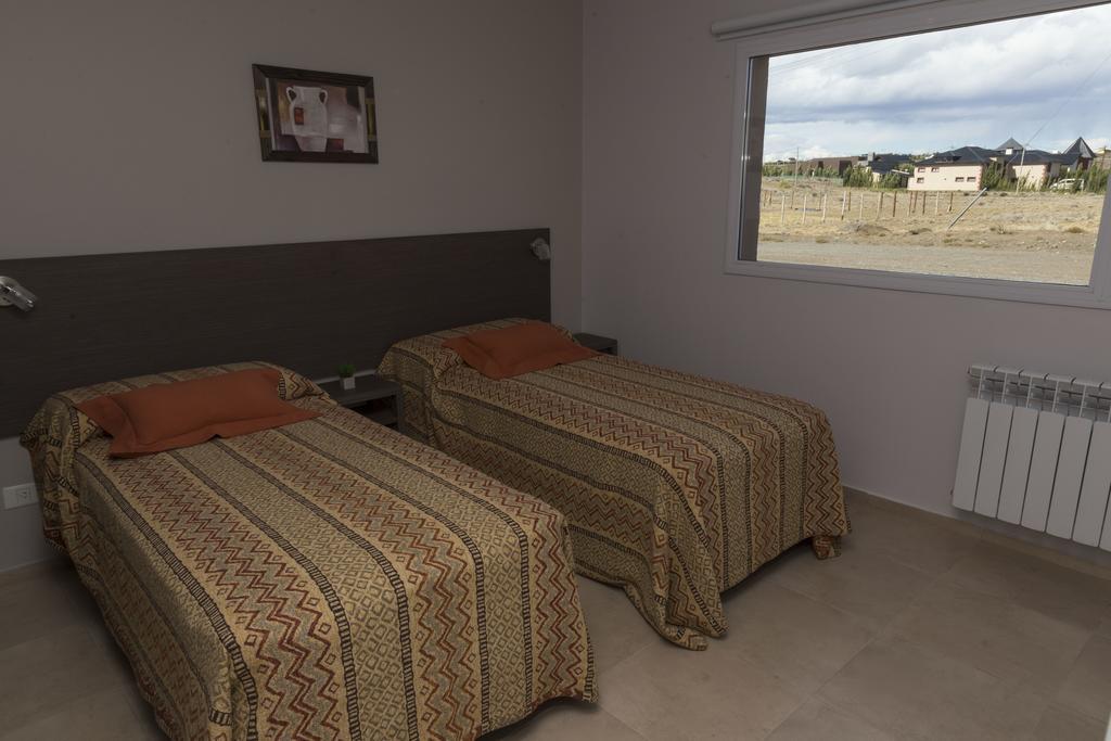 Tierra Tehuelche Hosteria Y Aparts El Calafate Exterior photo
